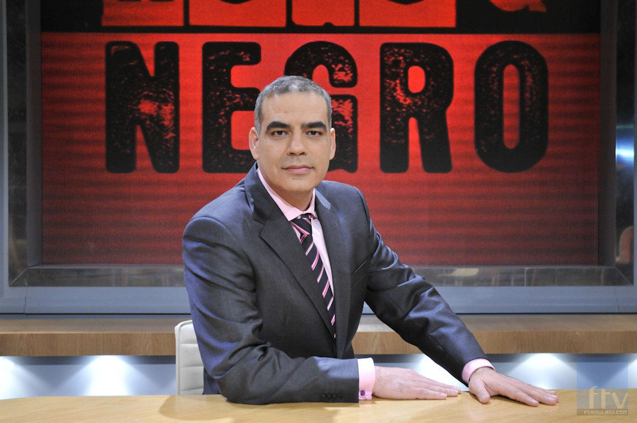 Nacho Abad, presentador de 'Rojo y Negro'