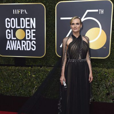 Diane Kruger posa en la alfombra roja de los Globos de Oro 2018