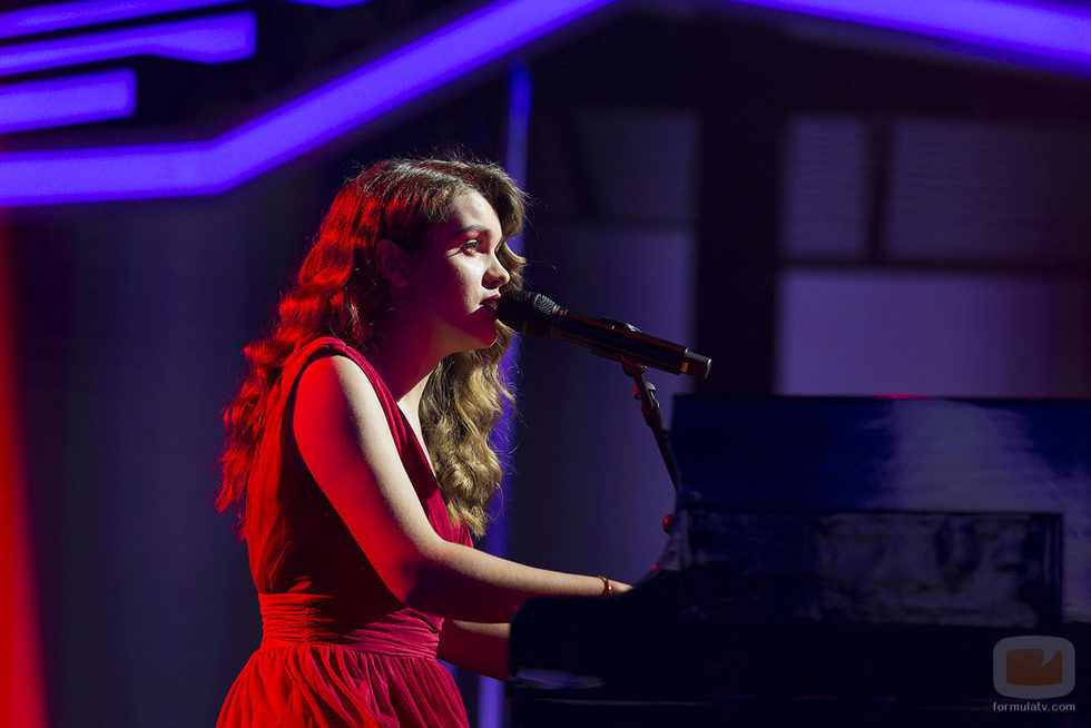 Amaia interpreta "Soñar contigo" en la gala 10 de 'OT 2017'