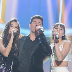 Ana, Alfred y Aitana interpretan "Solo si es contigo" en la gala 10 de 'OT 2017'