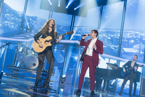 Alfred y Miriam cantan "Cuando duermes" en la Gala 11 de 'OT 2017'