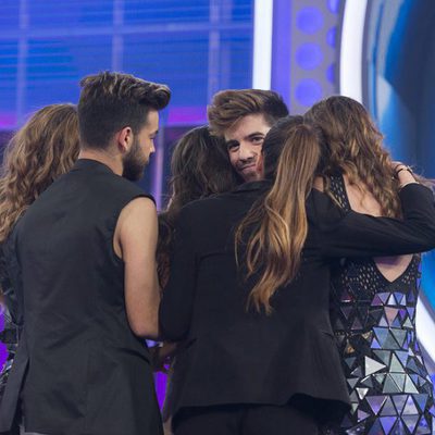 Los concursantes se despiden de Roi en la Gala 11 de 'OT 2017'