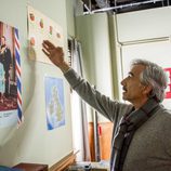 Antonio Alcántara en una clase de inglés durante la temporada 19 de 'Cuéntame cómo pasó'