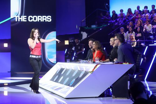 Lucía Gil canta "Breathless" de The Corrs en la gala 14 de 'Tu cara me suena'