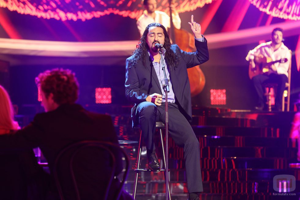 Raúl Pérez imita a Diego El Cigala en la gala 14 de 'Tu cara me suena'