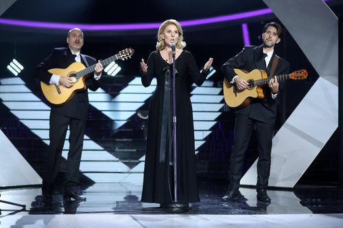 Diana Navarro interpreta "El rosario de mi madre" de María Dolores Pradera en la gala 14 de 'Tu cara me suena'