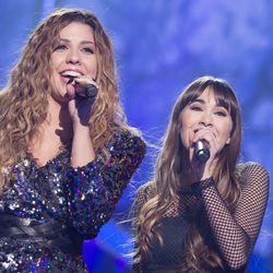 Miriam y Aitana cantan "Valerie" en la Gala 12 de 'OT 2017'