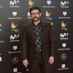 Manolo Solo posa en la alfombra roja de los Premios Feroz 2018