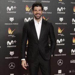Miguel Ángel Muñoz posa en la alfombra roja de los Premios Feroz 2018