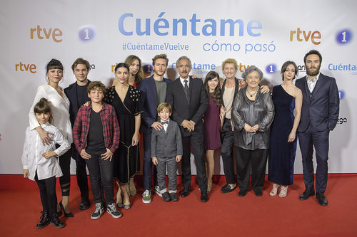 Los actores de la serie en el preestreno de la temporada 19 de 'Cuéntame cómo pasó'