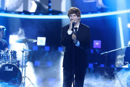 Fran Dieli se pone en la piel de Ed Sheeran para interpretar "Perfect" en la gala 15 de 'Tu cara me suena'