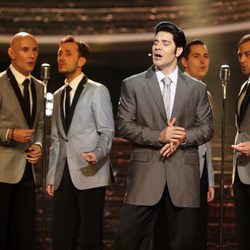 Miquel Fernández canta "Love me" como Elvis Presley en la gala 15 de 'Tu cara me suena'