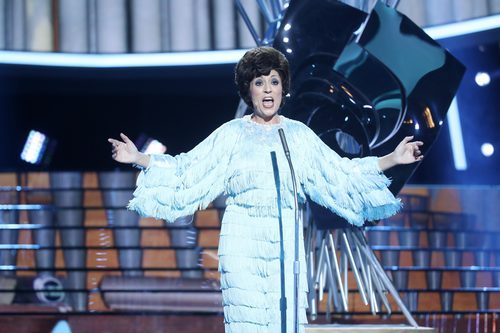 Pepa Aniorte interpreta "Vivo cantando" de Salomé en la gala de Eurovisión de 'Tu cara me suena'