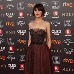 Belén Cuesta posa en la alfombra roja de los Premios Goya 2018