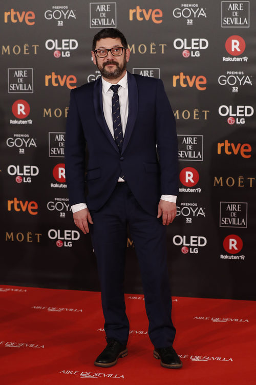 Manolo Solo posa en la alfombra roja de los Premios Goya 2018