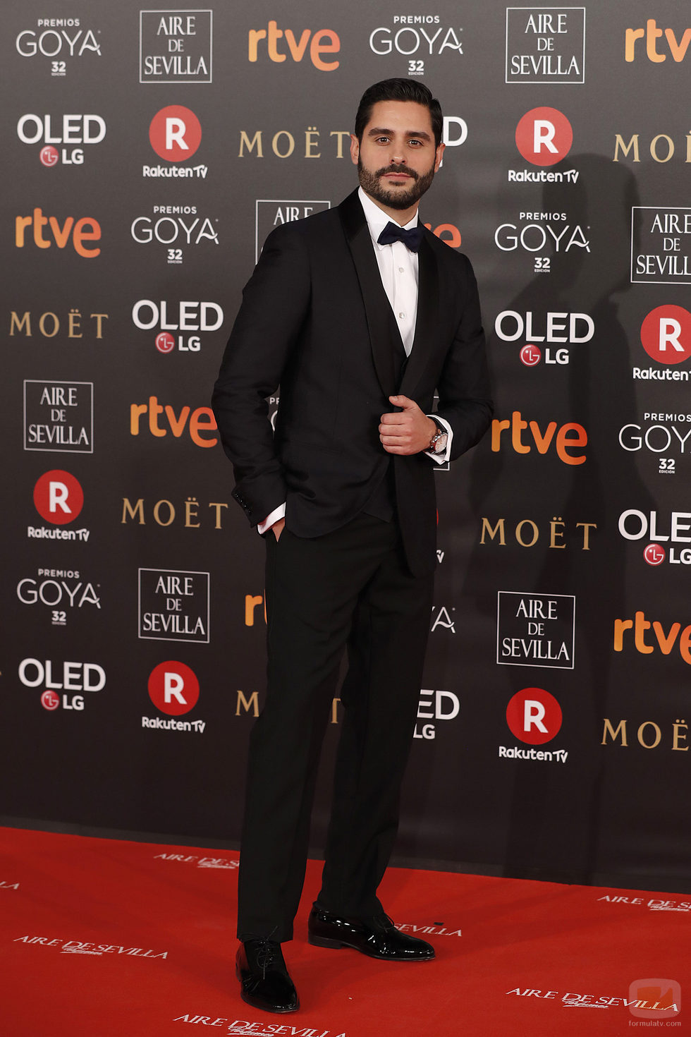 Miguel Diosdado posa en la alfombra roja de los Premios Goya 2018
