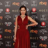 Hiba Abouk posa en la alfombra roja de los Premios Goya 2018