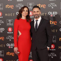 Leonor Watling y Jorge Drexler posan en la alfombra roja de los Premios Goya 2018