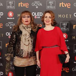 Massiel posa en la alfombra roja de los Premios Goya 2018