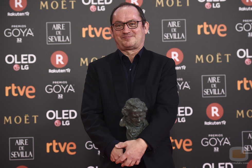 Pascal Gaigne posa con el premio a Mejor Música Original en los Goya 2018