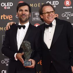 Ruben Ostlund posa con el premio a Mejor Película Europea en los Goya 2018