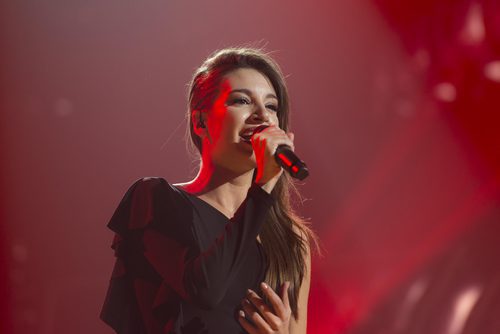 Ana Guerra interpreta "Volver" en la Gala Final de 'OT 2017'