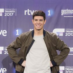 Alfred posa feliz como cuarto finalista de 'OT 2017'