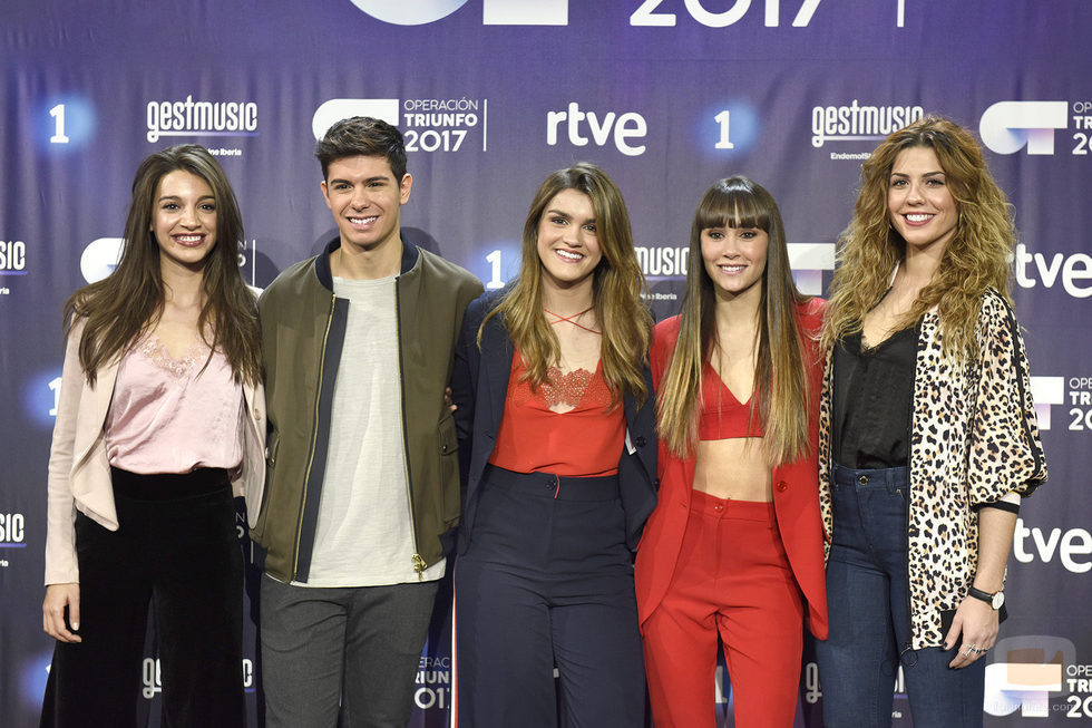 Los cinco finalistas de 'OT 2017' posan para los medios