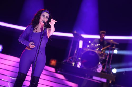 Diana Navarro imita a Mónica Naranjo en la gala 17 de 'Tu cara me suena'