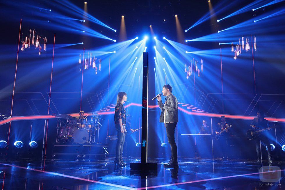 Aitana y Cepeda cantan "No puedo vivir sin ti" en la Gala Fiesta de 'OT 2017'