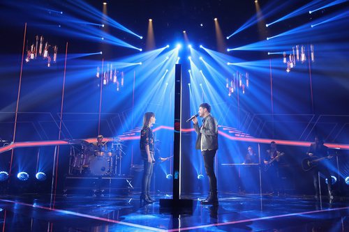 Aitana y Cepeda cantan "No puedo vivir sin ti" en la Gala Fiesta de 'OT 2017'