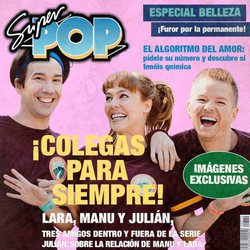 Manuel Feijóo, Lara de Miguel y Julián González en la portada ficticia de Super Pop para la promoción de 'Colegas'