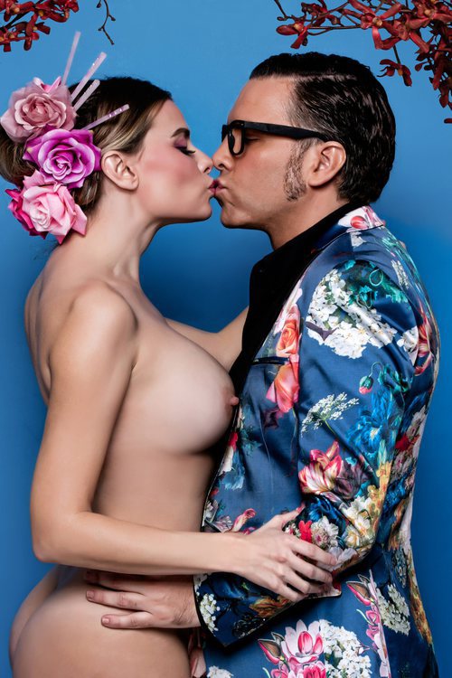 María Lapiedra y Torito se besan en la revista Primera Línea