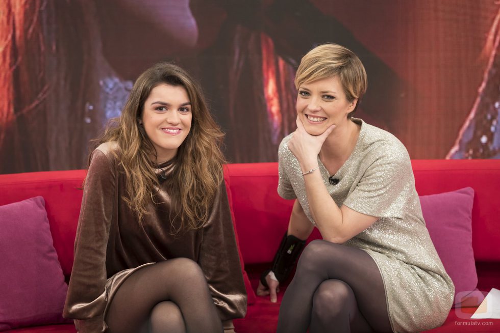 Amaia junto a María Casado en 'La mañana' de la 1