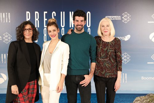 Elvira Mínguez, Alejandra Onieva, Miguel Ángel Muñoz y Susi Sánchez en la presentación de 'Presunto culpable'