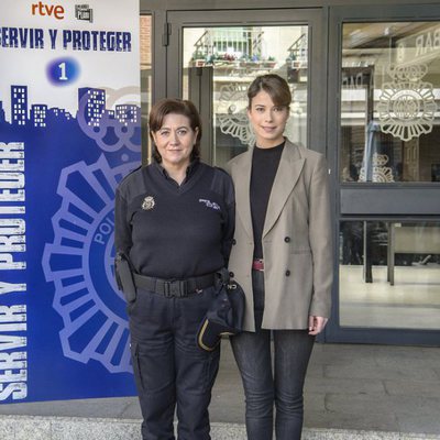 Luisa Martín y Andrea del Río en la presentación de la segunda temporada de 'Servir y proteger'