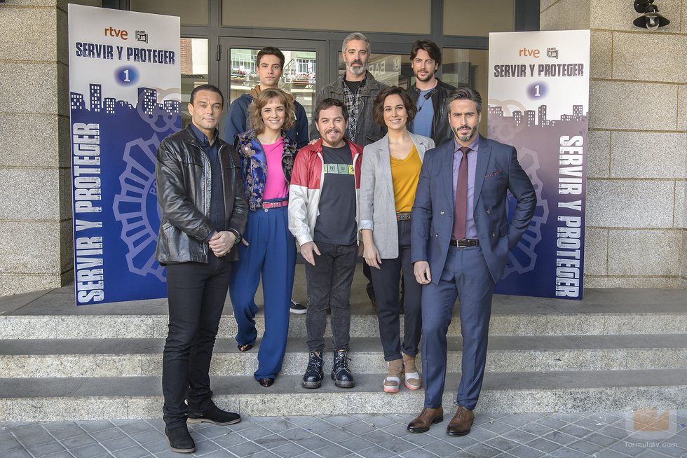 Las nuevas incorporaciones de 'Servir y proteger' en la presentación de la segunda temporada