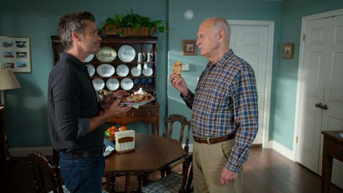 Timothy Olyphant y Gerald McRaney en la segunda temporada de 'Santa Clarita Diet'