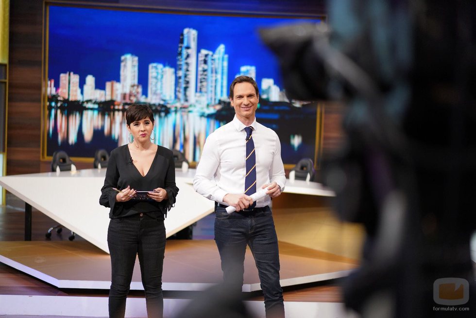 Alejandra Castelló y Javier Cárdenas presentan 'Hora punta' en TVE