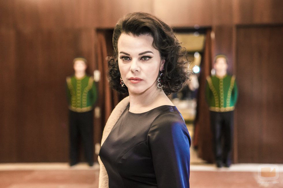 Debi Mazar se mete en la piel de Ava Gardner en 'Arde Madrid'