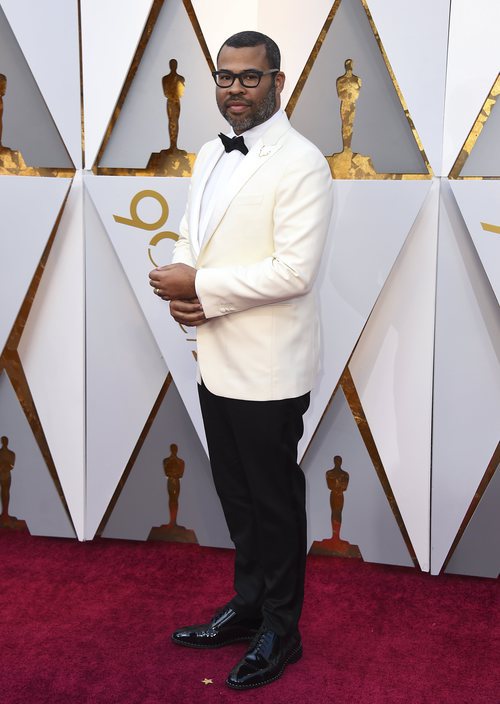 Jordan Peele posa en la alfombra roja de los Oscar 2018