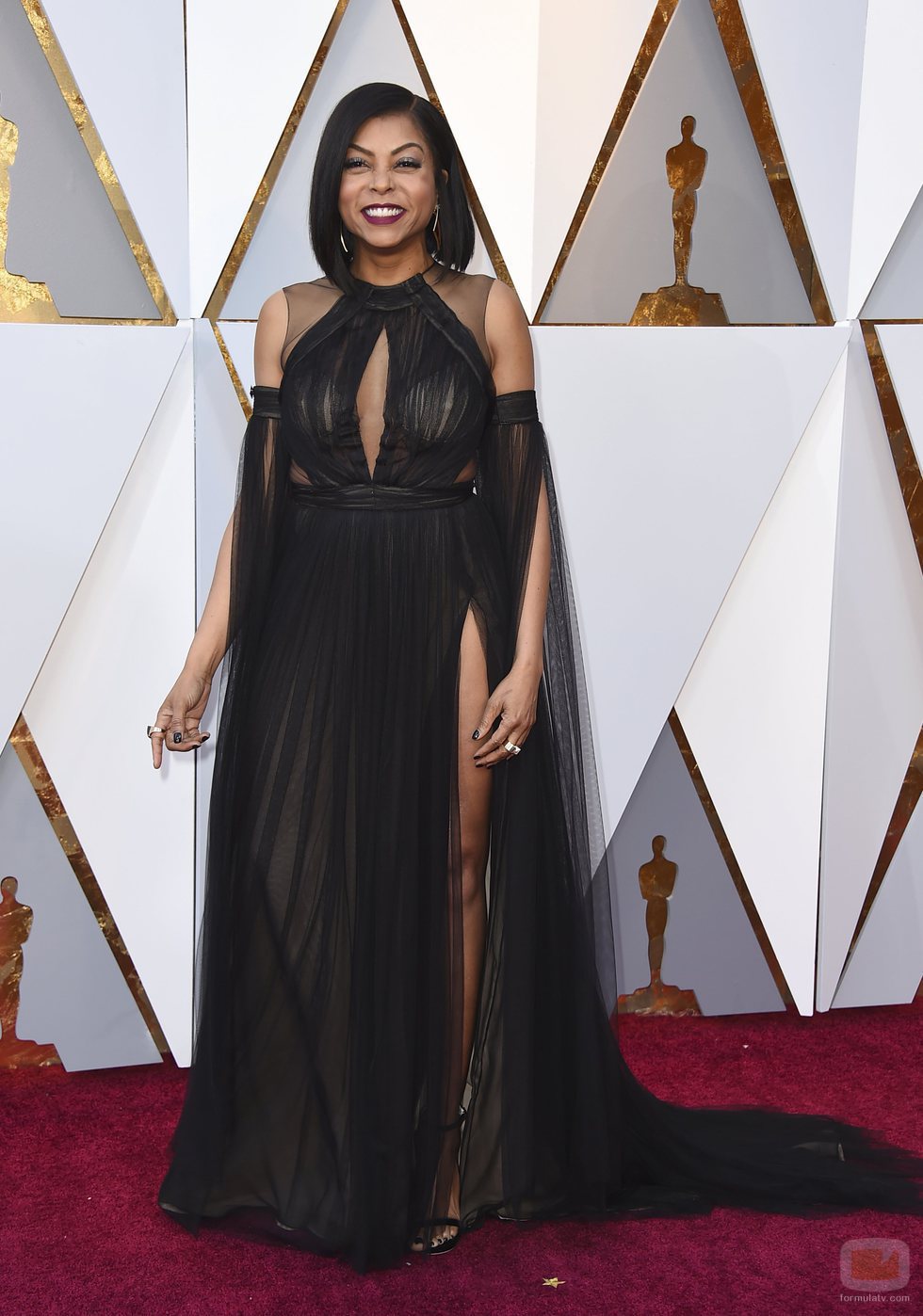 Taraji P. Henson posa en la alfombra roja de los Oscar 2018