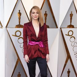 Emma Stone posa en la alfombra roja de los Oscar 2018