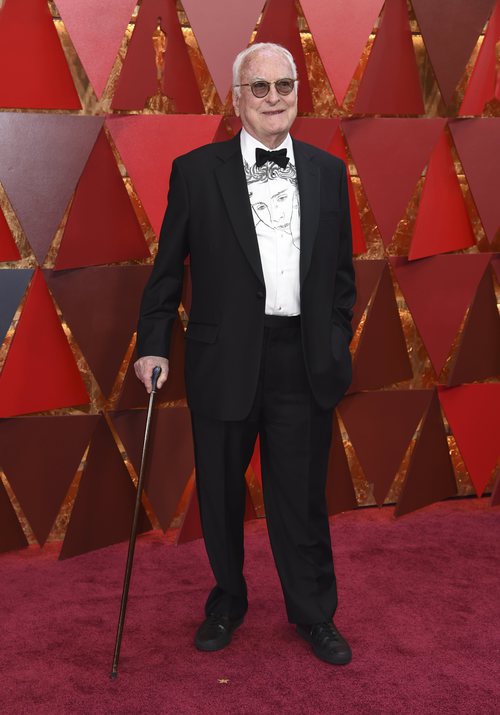 James Ivory posa en la alfombra roja de los Oscar 2018