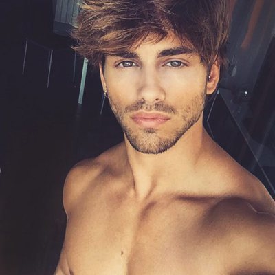 Sergio Carvajal de 'Supervivientes 2018' se fotografía con el torso desnudo