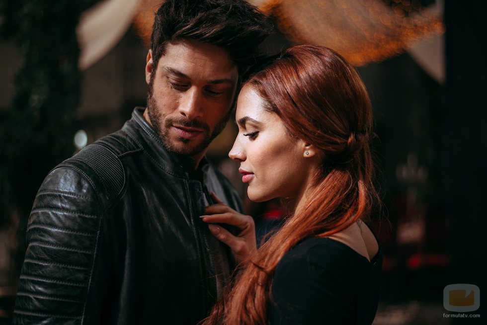 Michelle Calvó y José Lamuño son Chloe y Marcos en 'Cupido'