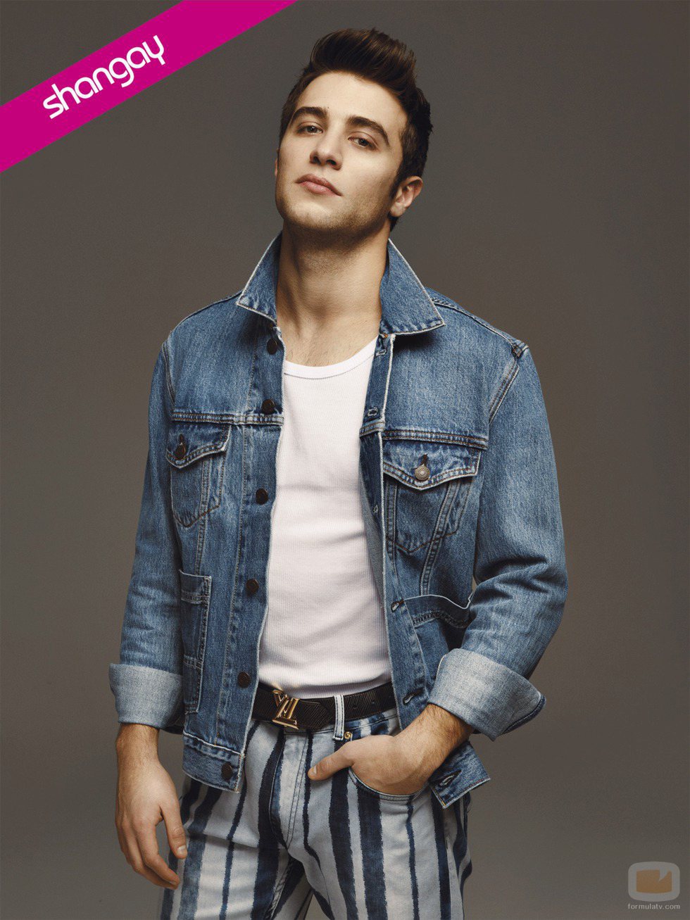El actor Pol Monen posa en una sesión de fotos para la revista Shangay