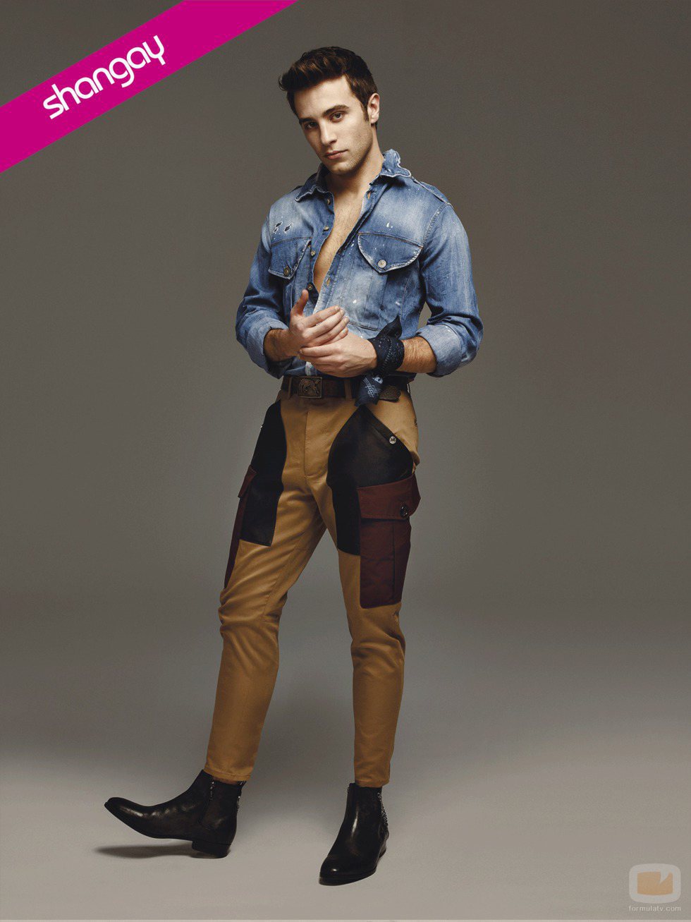 Pol Monen, al estilo vaquero para la revista Shangay