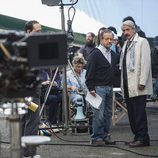 Fernando Colomo y Antonio Alcántara en el noveno episodio de la temporada 19 de 'Cuéntame cómo pasó'