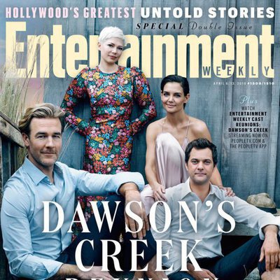 Parte del reparto en una de las portadas de la reunión de 'Dawson crece'
